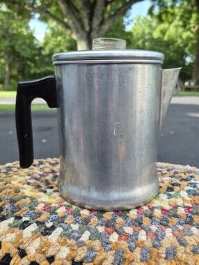 Aluminum Coffee Percolator with Black Handle - Classic Home Kitchen Pot